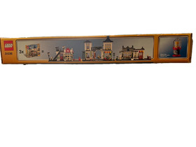 LEGO CREATOR: Toy & Grocery Shop (31036)