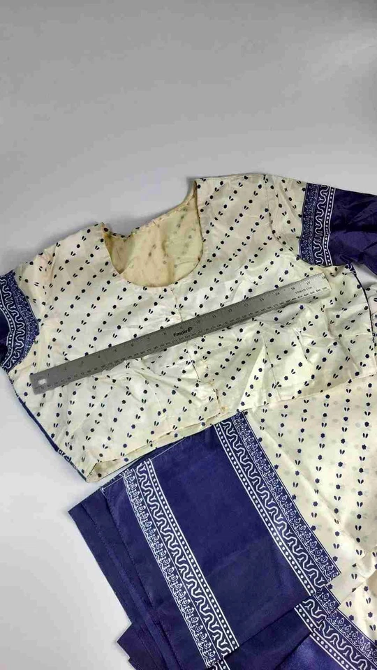 Кремовое и темно-синее сари - хлопковая шелковая смесь с подходящей блузкой - Изображение 2 из 3