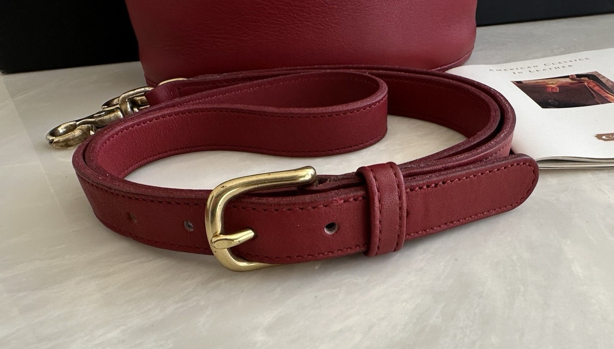 COACH VINTAGE RED TRAIL BAG / TRAIN CASE TOP HANDLE ZIP AROUND BAG