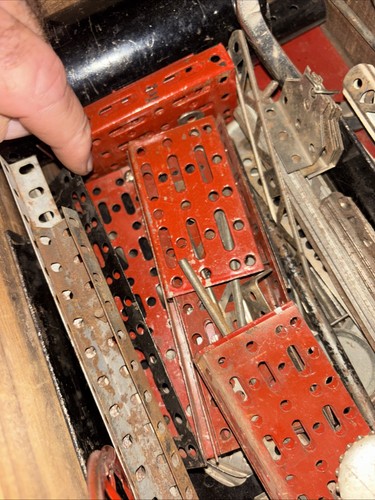 Vintage Erector Set Wood Box, Truck Axel Bed - Picture 13 of 19