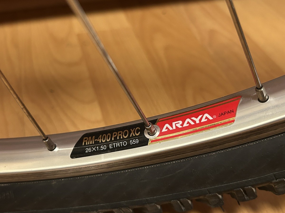 Fh-m900 26 リアホイール　araya Fh-m900 26 リアホイール araya - メルカリ