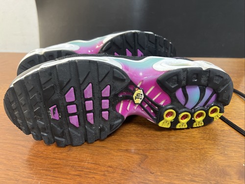 Nike Air Max Plus Size 6y - Picture 8 of 12