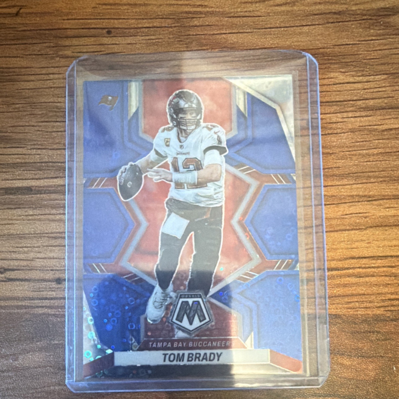 2022 Panini Mosaic Tom Brady #182 No Huddle Blue Mosaic Prizm /75