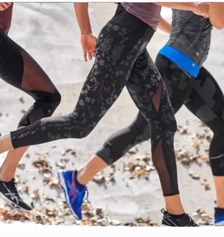 Leggings Athleta Mujer XS Negro Luz de Luna Precisión 7/8 Estampado Floral Transparente Foto 3 de 4