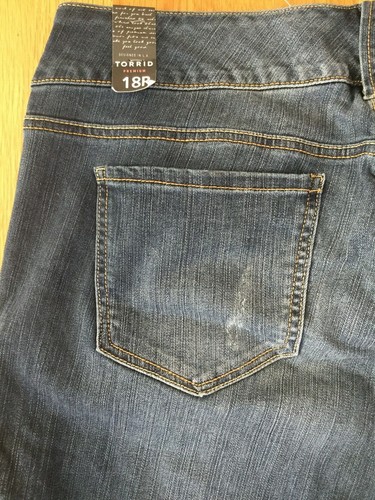 TORRID Premium Women's Distressed Jegging Size 18R Blue NWT - Picture 10 of 12
