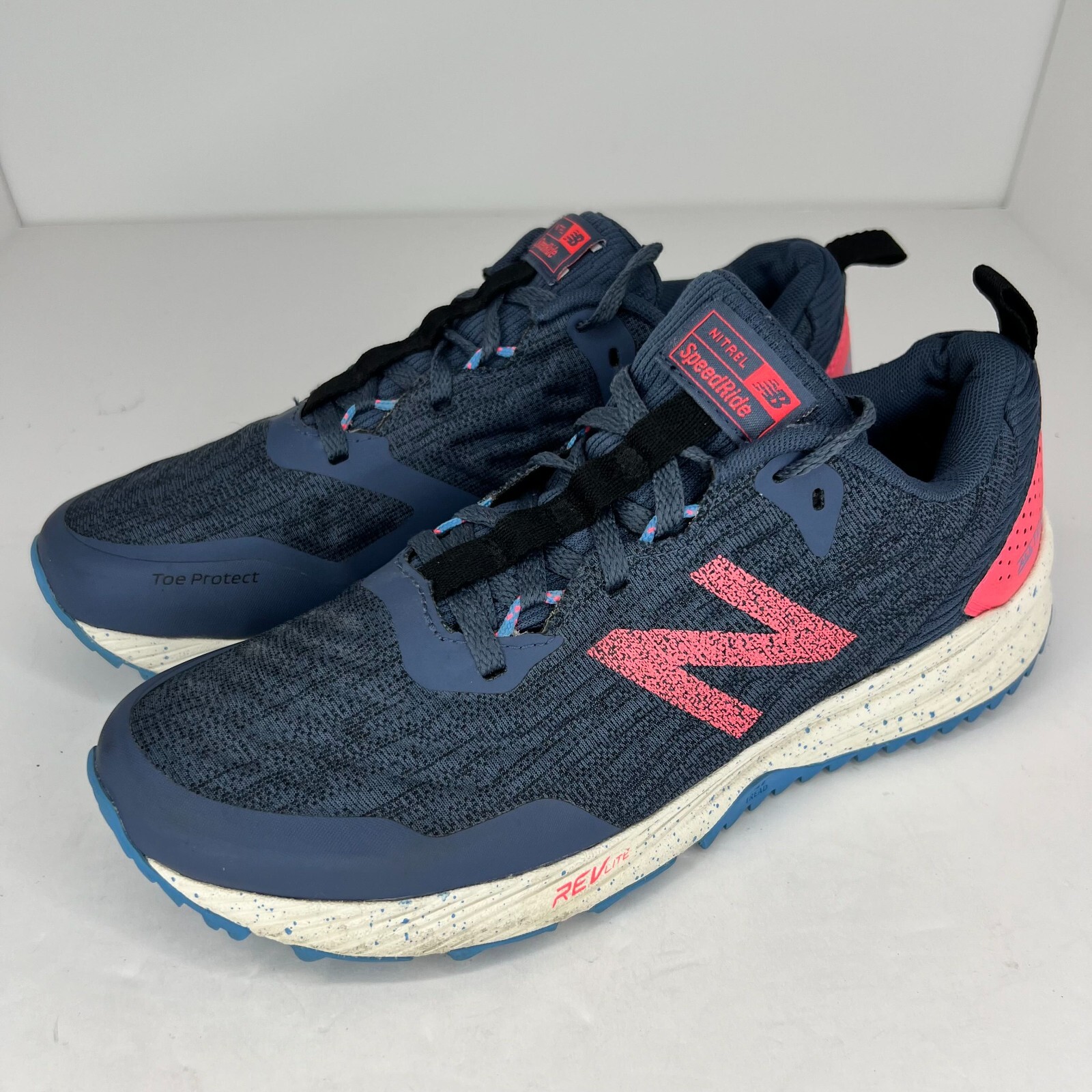 New Balance Womens WTNTRCC3 Blue Nitrel V3 All Terrain Size 8 Trail Running Shoe