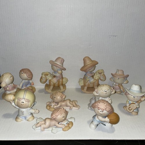 LOT Of 11 Bumpkins Figurines Picture frame Fabrizio George CERAMIC ~No Boxes - Picture 1 of 11