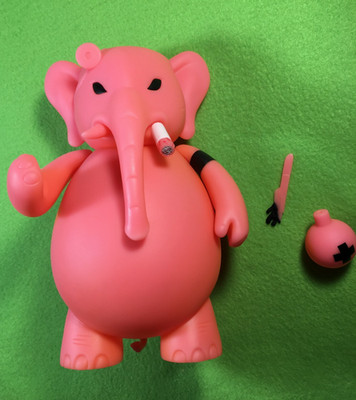 Frank Kozik Toy2R DaBomb Pink Elephant 8'' Figure