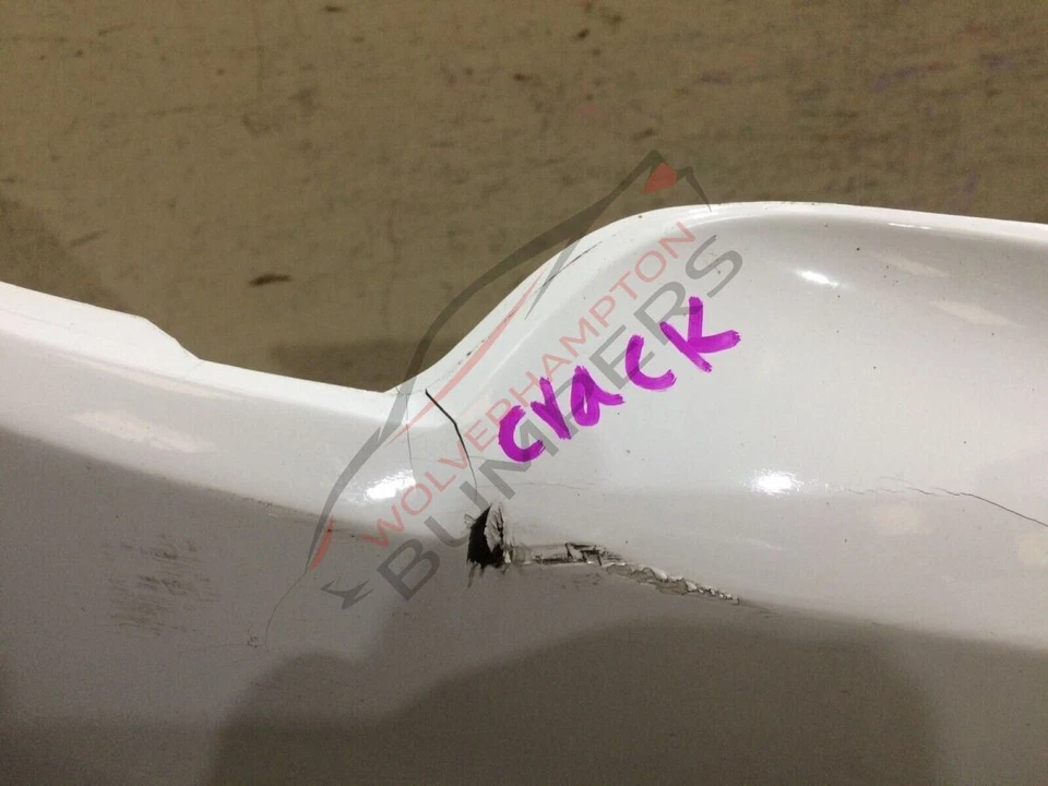 VAUXHALL ASTRA K 2015-on GENUINE Hatchback FRONT BUMPER WC-469 39052730 - Image 4 of 4