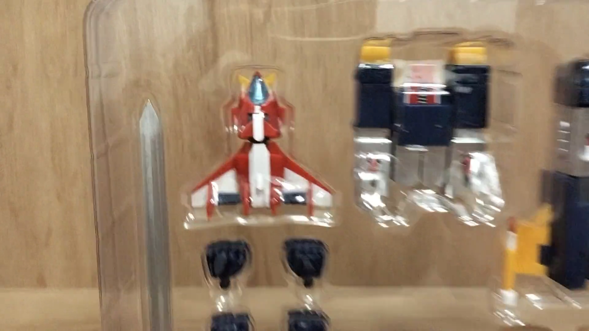 Voltes V Action Toys MINI ACTION FIGURE Separable and Combinable