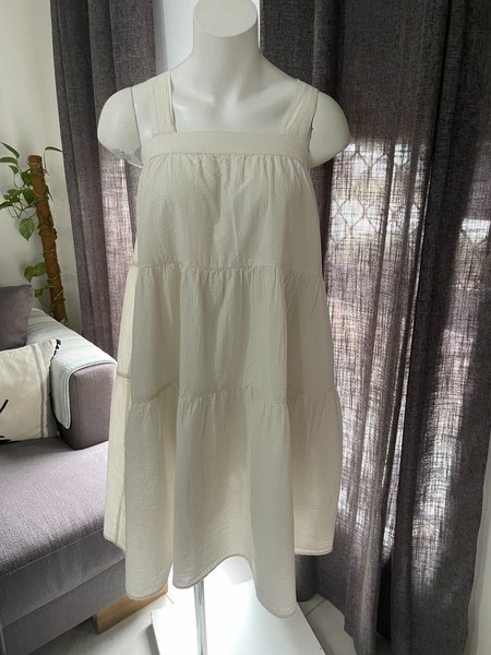 Aware size M (12) Off Whire Tiered  Baby Doll Dress