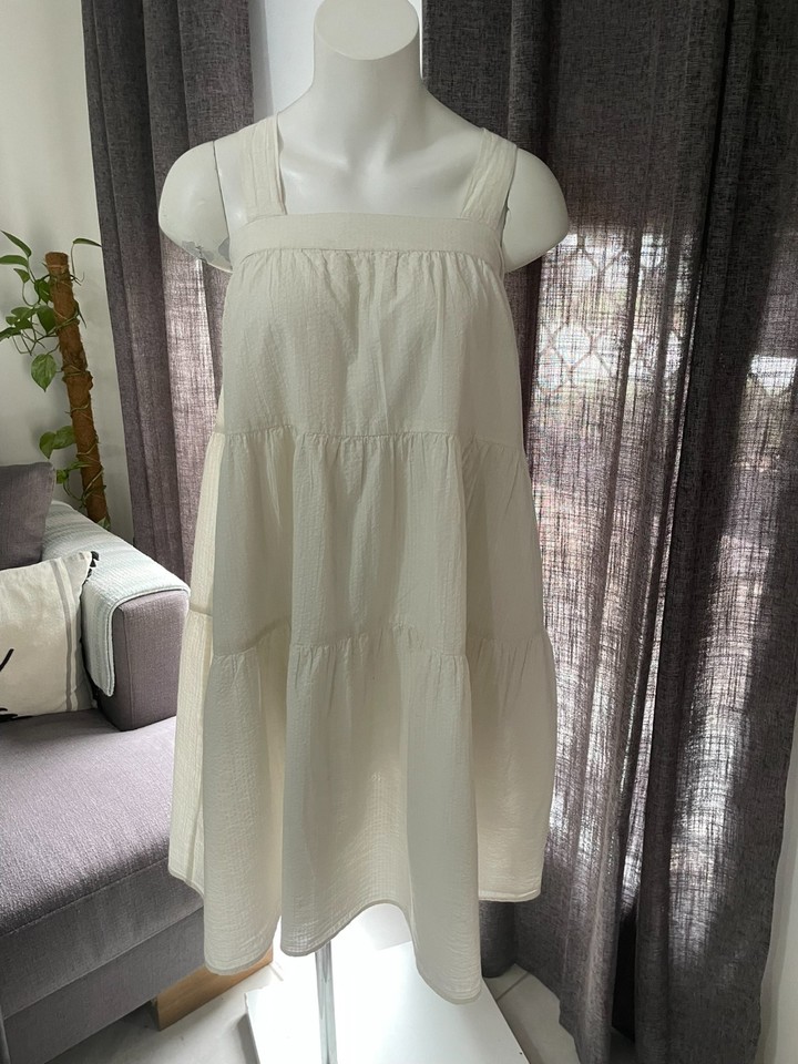 Aware size M (12) Off Whire Tiered  Baby Doll Dress