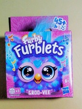 Furby Furblets "Hip-Bop" Mini Friend, 45 Sounds, Furbish Phrases Hip Hop Music