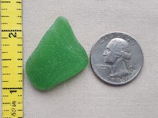 GENUINE BEACH SEA GLASS SURF TUMBLED KELLY GREEN OCEAN FROSTED PENDANT T01