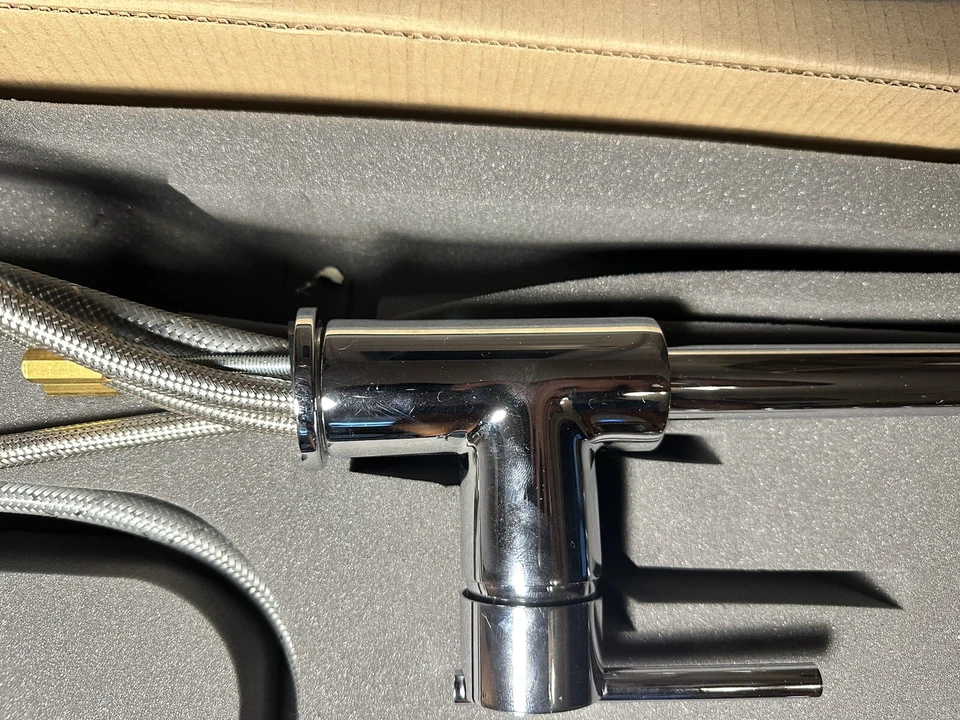 Grifo de barra/preparación extraíble Graff G-5672-LM49J con pulverizador Cosmopolitan Foto 4 de 4