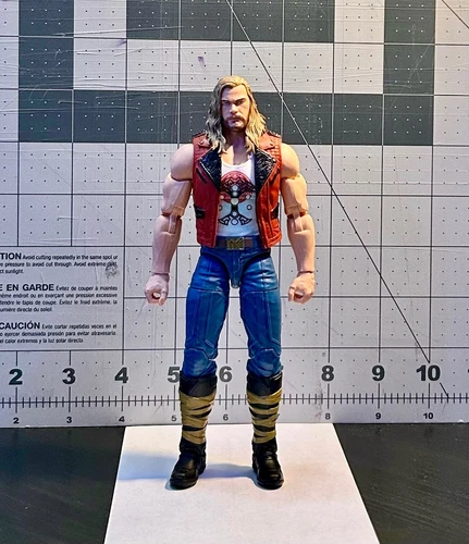 Marvel Legends MCU "Thor: Love & Thunder" Ravager Thor loose/collector owned fig