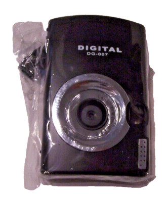 Credit Card Sized Mini Digital Camera DG007 With strap, USB cord ...