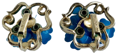 Boucles D'oreilles Vintage AVON - Fleurs Bleues Avec Strass, Métal Doré, Occasion