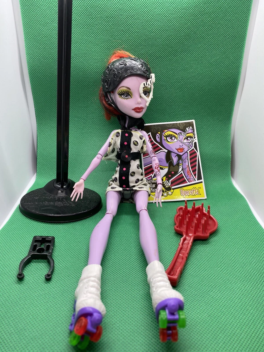 Monster High Operetta Skultimate Roller Maze Doll With Accessories