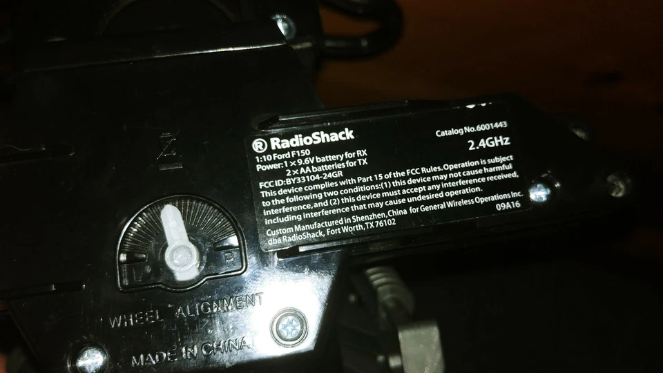 Chassis for RadioShack 1:10 Scale Remote Control Ford F-150 - Image 2 of 4