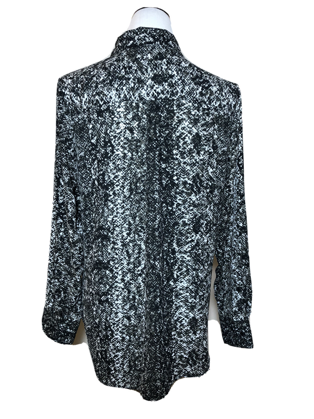 MOSSIMO Womens Black White Python Print Collared … - image 3