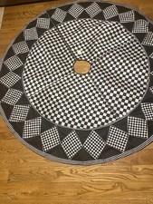 Mackenzie Childs Courtly Check Harlekin 60" Spódnica drzewna Fabrycznie nowa z metką