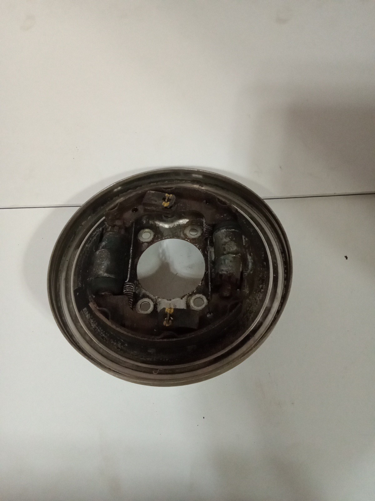 2000-2006 Honda rancher 350 4x4 OEM Front Left Brake Plate/Mount