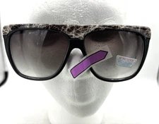 Vintage Large Women Ivory Web Gray lens SUNGLASSES, scratched, NOS 1980s Taiwan