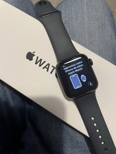 Apple Watch SE 3 40mm GPS Midnight Aluminium Case with S/M Band New and Sealed