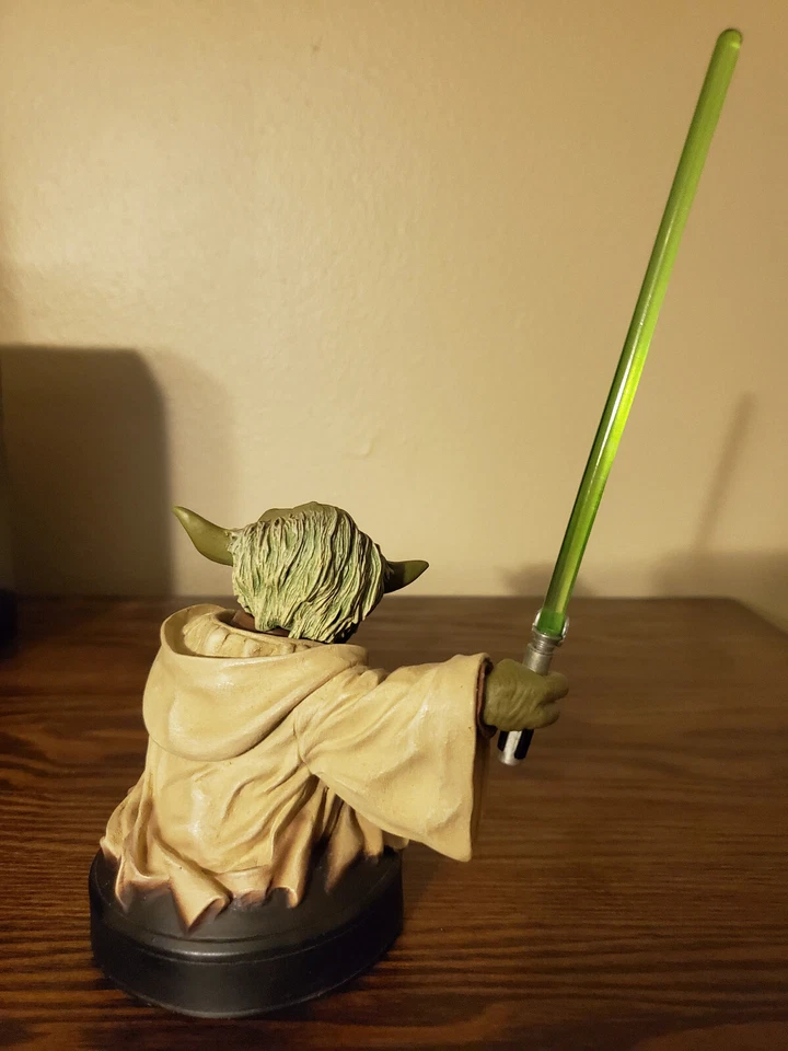 Star Wars Gentle Giant 2002 YODA Mini Bust 1988/3500 - Image 3 of 4