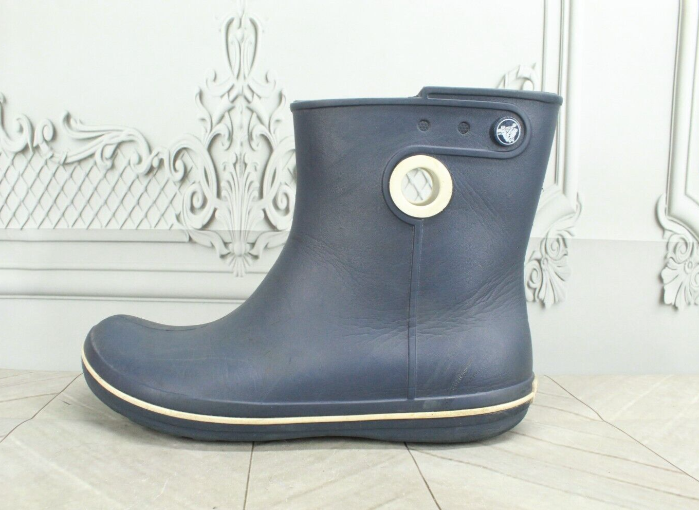 crocs jaunt shorty boot size 9