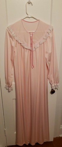 Vintage Long Pink ShadowLine Nylon Nightgown Size Small Pull Over Gown - Picture 2 of 11