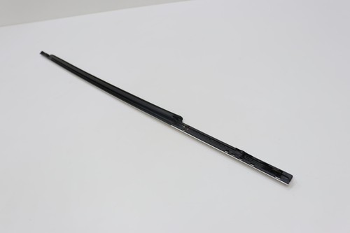 2019 - 2023 JAGUAR F-PACE REAR RIGHT DOOR WINDOW BELT MOLDING WEATHERSTRIP OEM - Picture 6 of 9