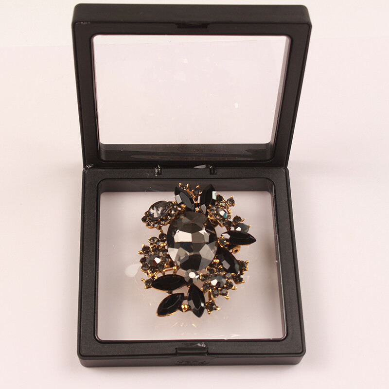 Best Gift！Vintage Glass Black Brooch Pin /Brand-New /With Box /Medium Size