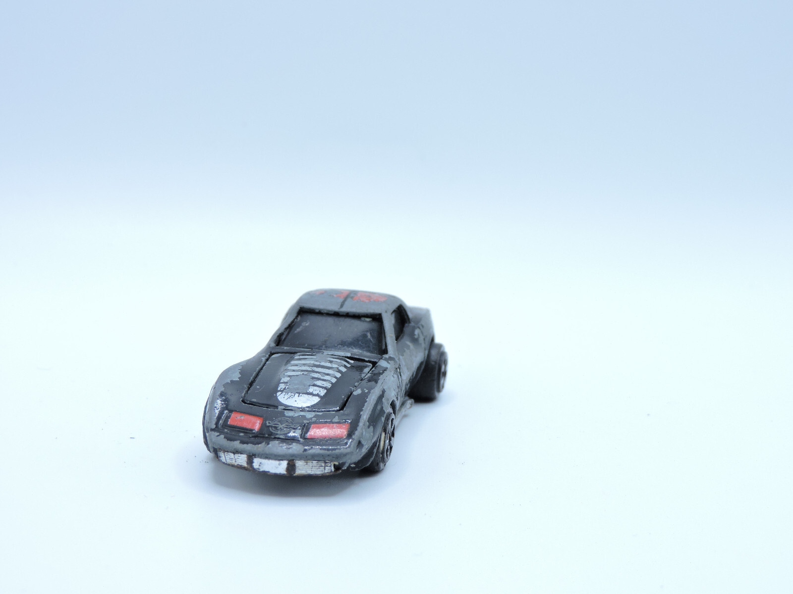 Picture 3 of 8