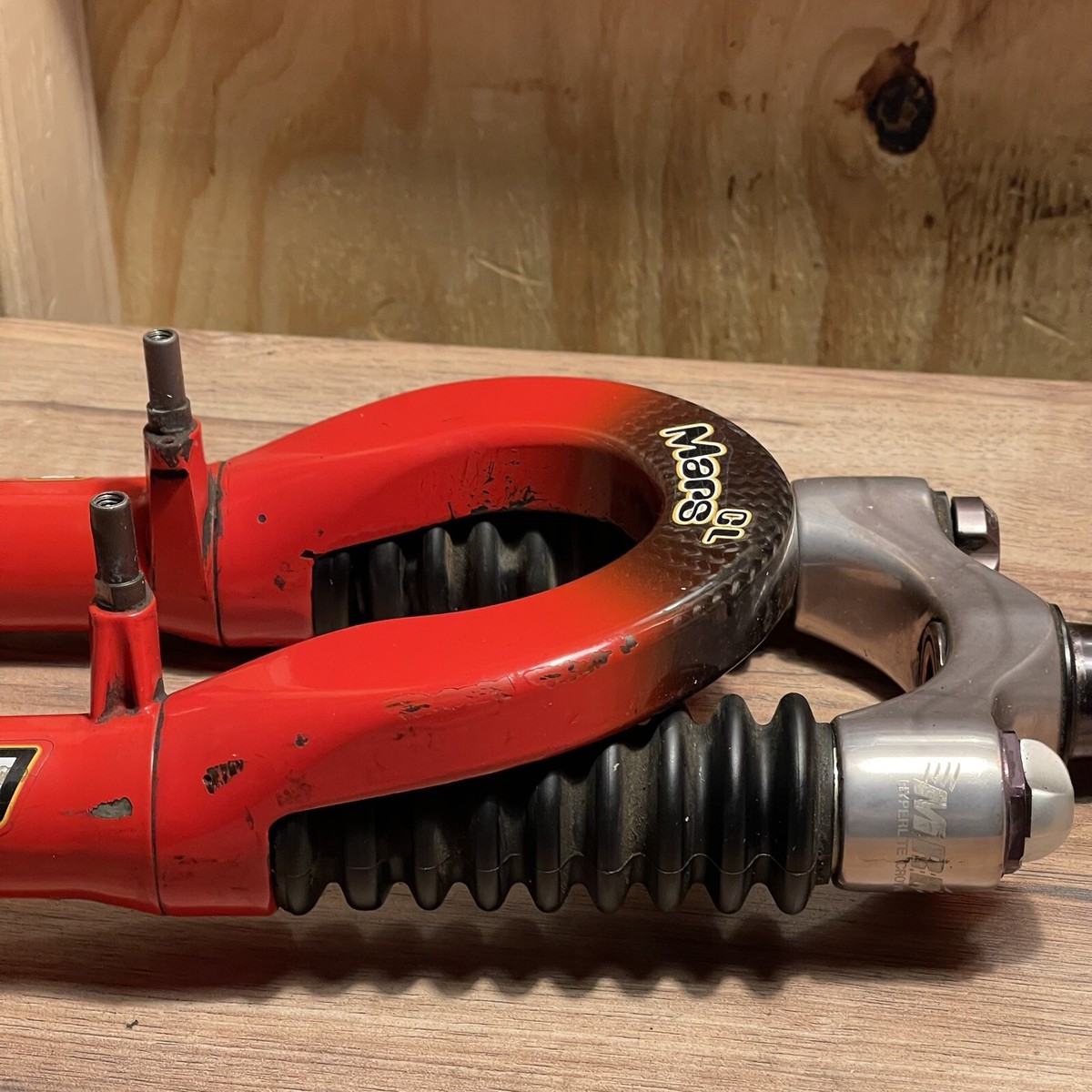 【超軽量 約1.3kg】Manitou Mars CL フォーク 26インチ用 Vintage Manitou Mars CL Carbon Suspension Fork 1 1/8 Rim Brake