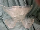 VINTAGE 1950's ANCHOR HOCKING PUNCH BOWL Grape Vine Design with 10 cups