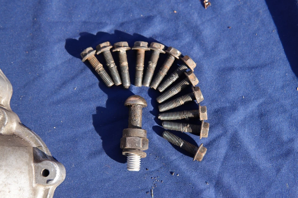 99-01 Ford Mustang GT 4.6L T45 Manual Bellhousing OEM Tremec 5 Speed +Hardware - Image 2 of 4