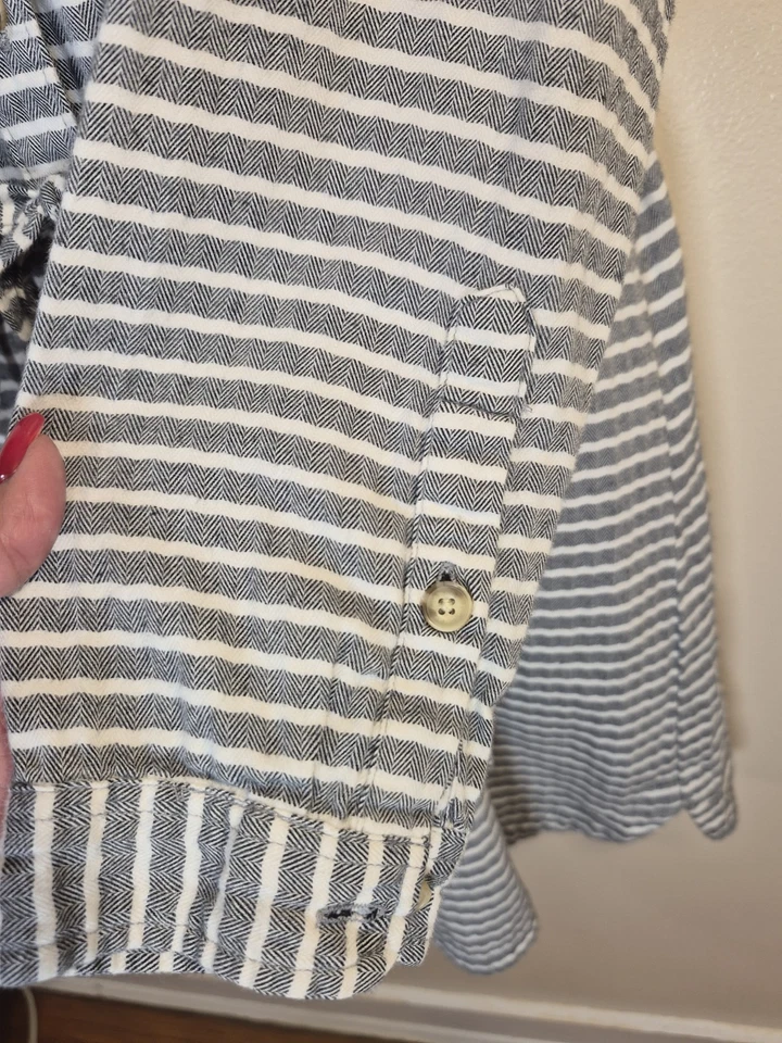 Vestido Camisa Abercrombie & Fitch Manga Larga Botones Corbata Cinturón Rayas, Pequeño, Negro/Blanco Foto 3 de 4