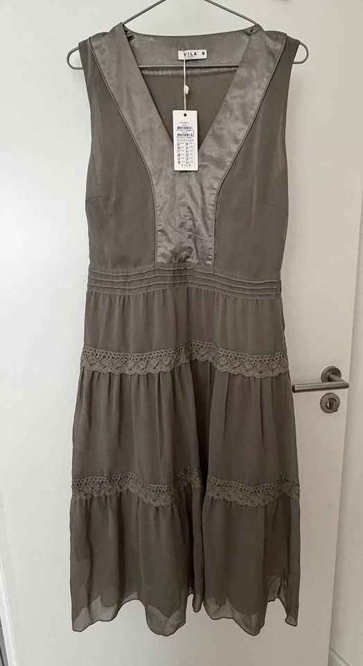 Robe Vila- M - Photo 1/4