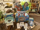 Muffy VanderBear Splish Splash Bath Time Set Tub Towels Washstand Pitcher Bowl
