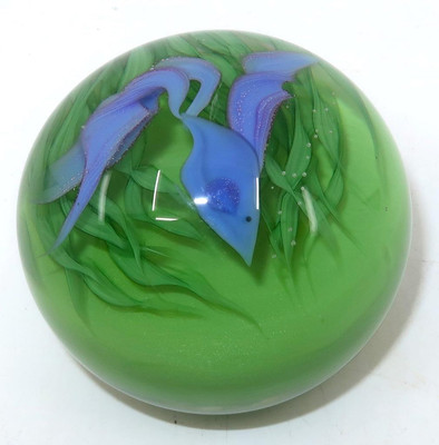 Art Glass David Salazer Lundberg Studios 2012 Signed Fish Paperweight, 2 3/4''