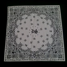 NWT.  DOGG SUPPLY  Sz. 3XL SNOOP DOGG  Bandana Back T- Shirt 