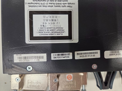 Catalyst WS-C3750X-12S-E 12-Port SFP GE Switch 1x PSU Rack Ears - Afbeelding 4 van 4