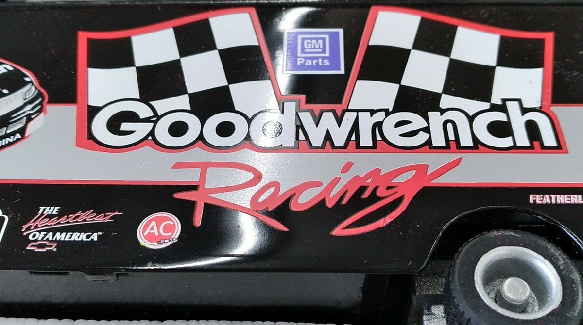 Dale Earnhardt 1994 RCCA #3 Busch Goodwrench Hauler 1:64