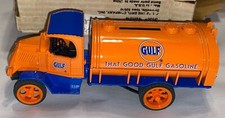 Gulf Oil 1926 AC Mack Tanker Truck Ertl Bank 7652 1/38 Scale