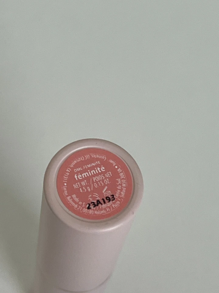¡NUEVO! JOUER BALM BOUCHE LABIO SEMI MATE FEMINITA Foto 2 de 3