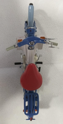 EBBRO 1/10 Scale Honda Super Cub 1958 Die Cast Model Motorcycle
