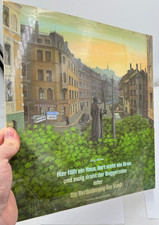 Hier fällt ein Haus, dort steht ein Kran und ewig droht der Baggerzahn Müller J.