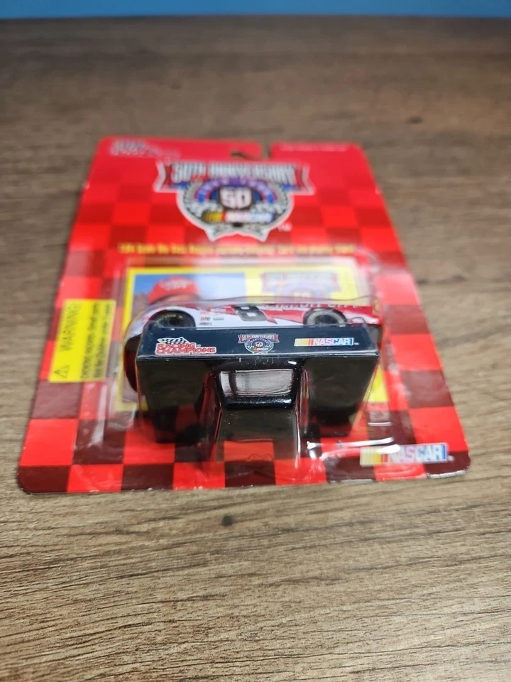 Racing Champions NASCAR #8 Hut Stricklin 50 aniversario diecast 1:64 1997 Foto 3 de 4